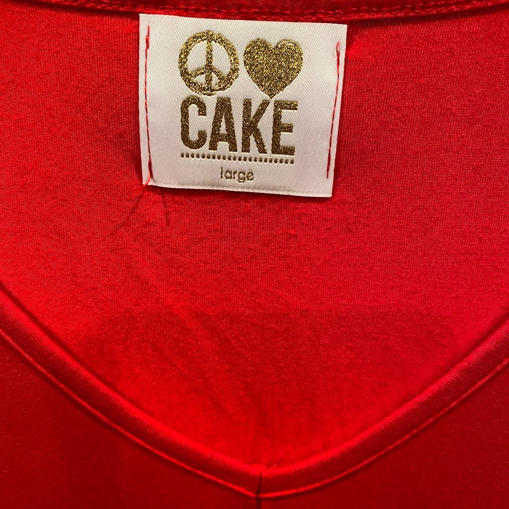 Large Red Tee - Picture 2 of 3
